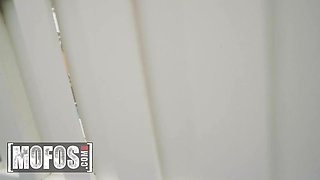 Vivian Taylor Sunbathes Naked by the Pool and Attracts the Attention of Her New Neighbor