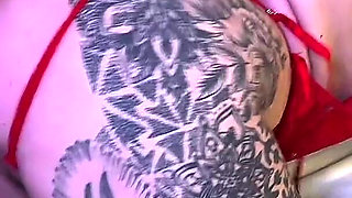 Christmas Gg with Kitty