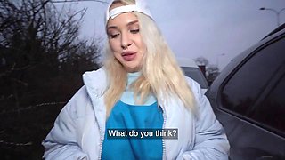 Student delivery girl with big tits gets her jeans ripped while delivering a creamy pizza in a public scene