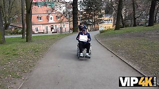 Vip4k. i pressed the button and sucked his knob!