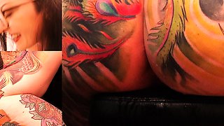Sexy redhead live toys masturbation on webcam