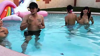 Amateur teens group sex