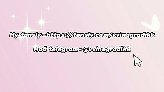 schoolgirl showed her breasts   vvinogradikk