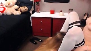 Pleasant Evening Plans: Amateur Lesbian Webcam Fun