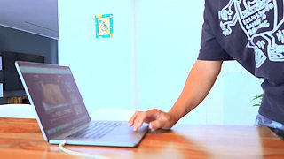 Hot MILF Seduces Neighbor Tech for Computer Fix: Pissing,