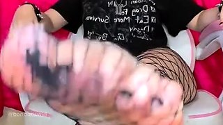 Black Amateur Explore Hot Foot Fetish