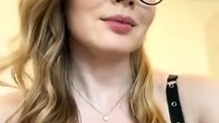 Flashing amateur babe Fae Corbin public masturbate