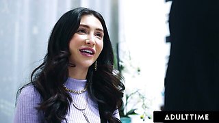 Rosy Jade's fetish scene