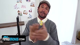 All His Step-grandma Wants Is To Get Spit-roasted: Give Her Your Juicy Dicks - Tommy Gunn, Wendy Raine And Rion King