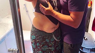 Beautiful Indian Wife In Saree Enjoys Cosplay Love Making, Lips To Lips Kissing, Big Boobs Play And Moaning