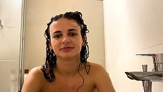 Close up amateur masturbating solo
