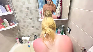 Fucked in the Bath and Cum Inside