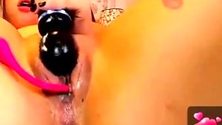 Close up MILF masturbation