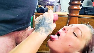 MILF Amateur Blowjob and Big Cock Facial