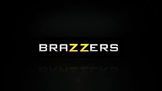 Get The Milf's Strap-on / Brazzers