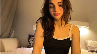 Hot amateur teen butt plug solo play
