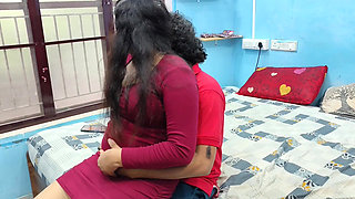 Mallu Hot Girl in Modern Dress Seduce Her Boy Friend and Hot Romance with Boobs Suck