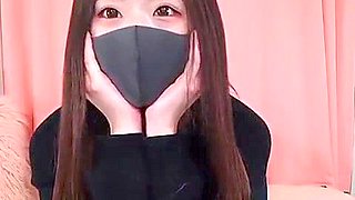 Erotic live chat with cute beautiful girl