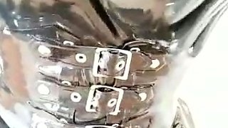 Masturbating amateur cums after solo fun