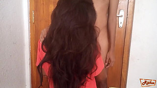 My Sri Lankan Girlfriend Receives a Big Cock as a Valentine's Day gift