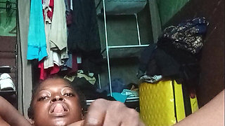 Cool Reels of Her Showing a Live Masturbate