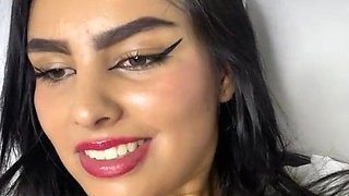 Divya Has Big Fuck Her Own Pussy And She Started Of Her Fucking Pusy - Handjob