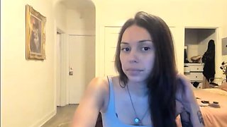 Beauty small tit amateur teen masturbating her shaved pussy