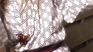 Active Magazine Busty Gal Model Personal Shooting Video Done in Secret in the Bath of an Inn