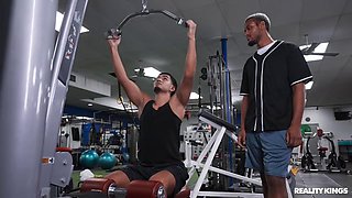 Damion Dayskis Big Cock Ignites Her Horny Gym Fury