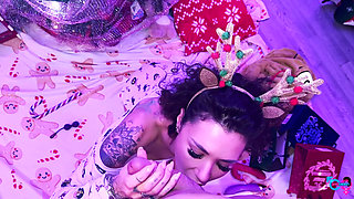 Naughty Girl Masturbates Squirting and Gets Her Ass Fucked Under the Christmas Tree!