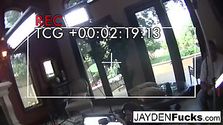 Jayden James Destroys the Avys Set