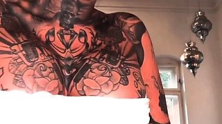 Love Chat Big Boobs Brunette Masturbating For Cam