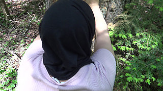 Big Tits Turkish Girl Has Risky Sex in German Forest