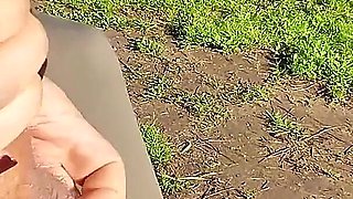 Flashing My Cock in Front a Eveyone in a Public Park and My Stepdaugher Helps Me Cumshot - Real Sex Risky