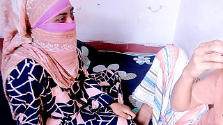 Step Mom Doing Vlog While Having Hardcore Sex with Her Teen Step Son