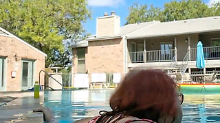 BBW Couple Love to Kissing the Pool!