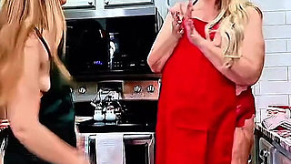 MILF and Cookies MILF and Younger Lesbians