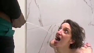 PISS DRINKING HE ASKS ME TO DRINK HIS PISS AFTER FUCKING ME