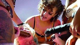 Krystal Davis - Birds Of Prey Girl Gangbang Of Harley