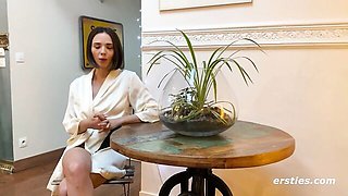 Masturbation clip with sensuous Eve from Ersties