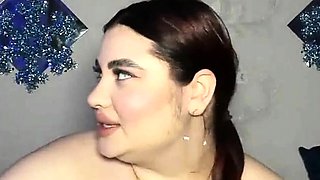 Amazing huge natural boobs and big lips bbw babe s