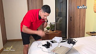 Horny spic MILF Monique Fuentes sex story