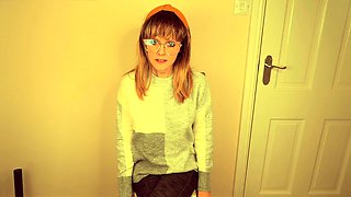 blonde teen pregnant girl has her pussy masturbated