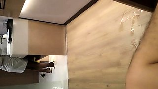 Amateur Foot Fetish Girlfriend Sucks and gives a Footjob