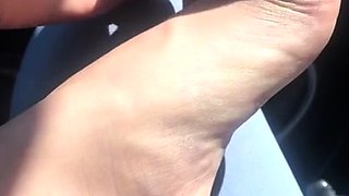Amateur Foot Fetish Girlfriend Sucks and gives a Footjob