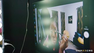 Broadcasting That Booty: BWC Xander Corvus versus Monster tits Ebony Mystique