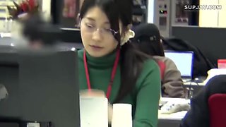 Yoshino Is A New Office Employeee And Her Boss Assgins Her Erotic Jobs