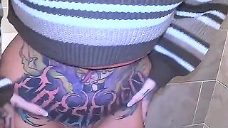 Pure Pee Desperation in the Hotel!