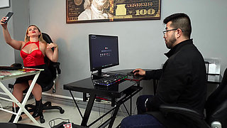 Employee Fucks His Boss to Be Able to Have a Job Fucked His Boss's Ass