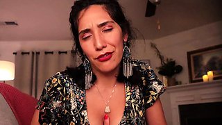 Cute amateur brunette naughty in solo jerking show on camera